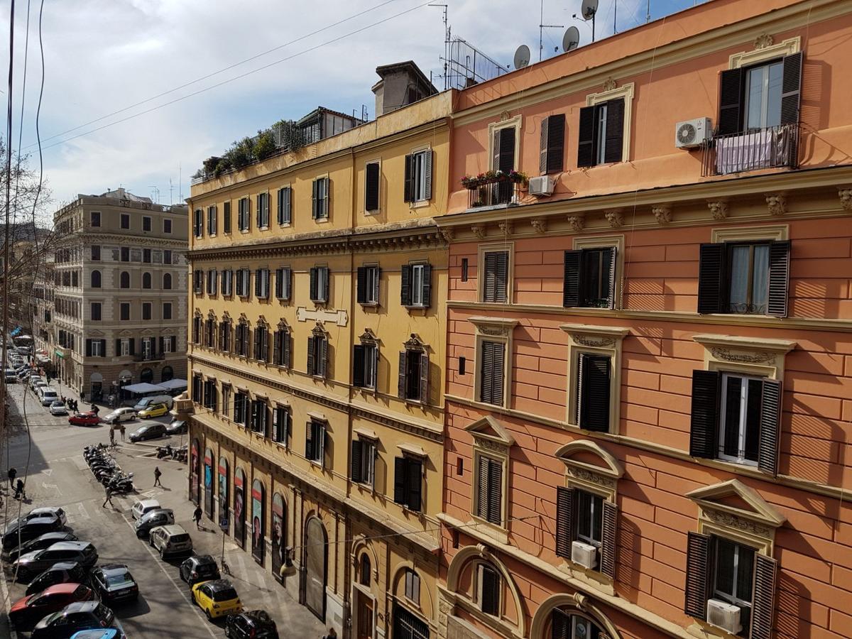 Le Stanze Di Ottaviano Affittacamere *